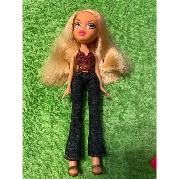 Bratz Other - Chloe Fashion Show Swimwear Bratz